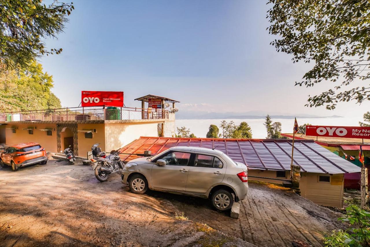 Capital O 47240 Hotel Blossom Resort Kausani Zewnętrze zdjęcie